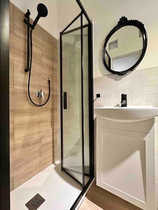 Warm Retreat In The Heart Of Florence Cls Station公寓 外观 照片